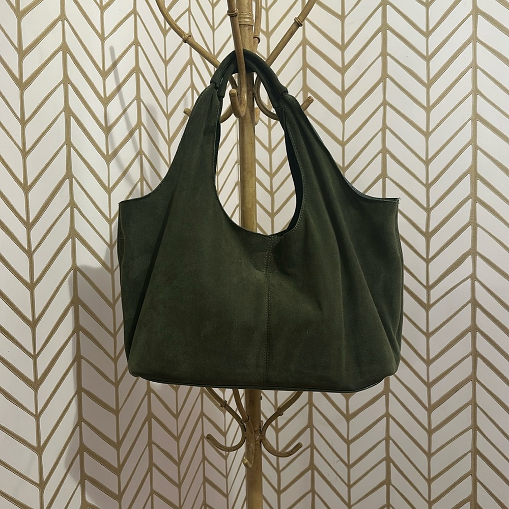Slouchy tote bag